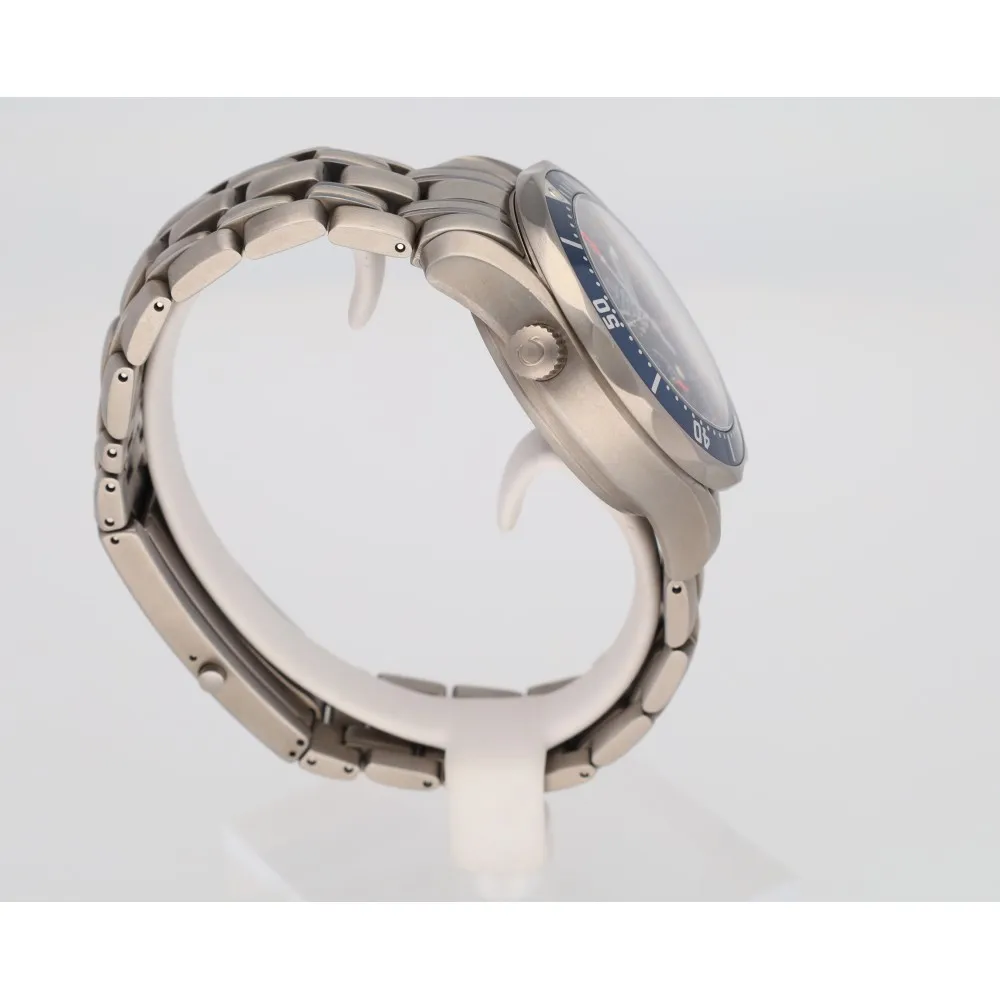seamaster-diver-300-titane_4-28952-c52c6fc9