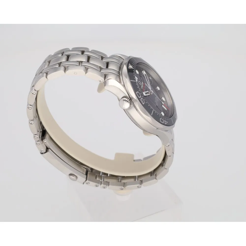 seamaster-diver-300_4-27995-b8561521