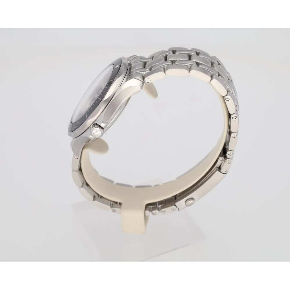 seamaster-diver-300_4-27995-ea63ea85