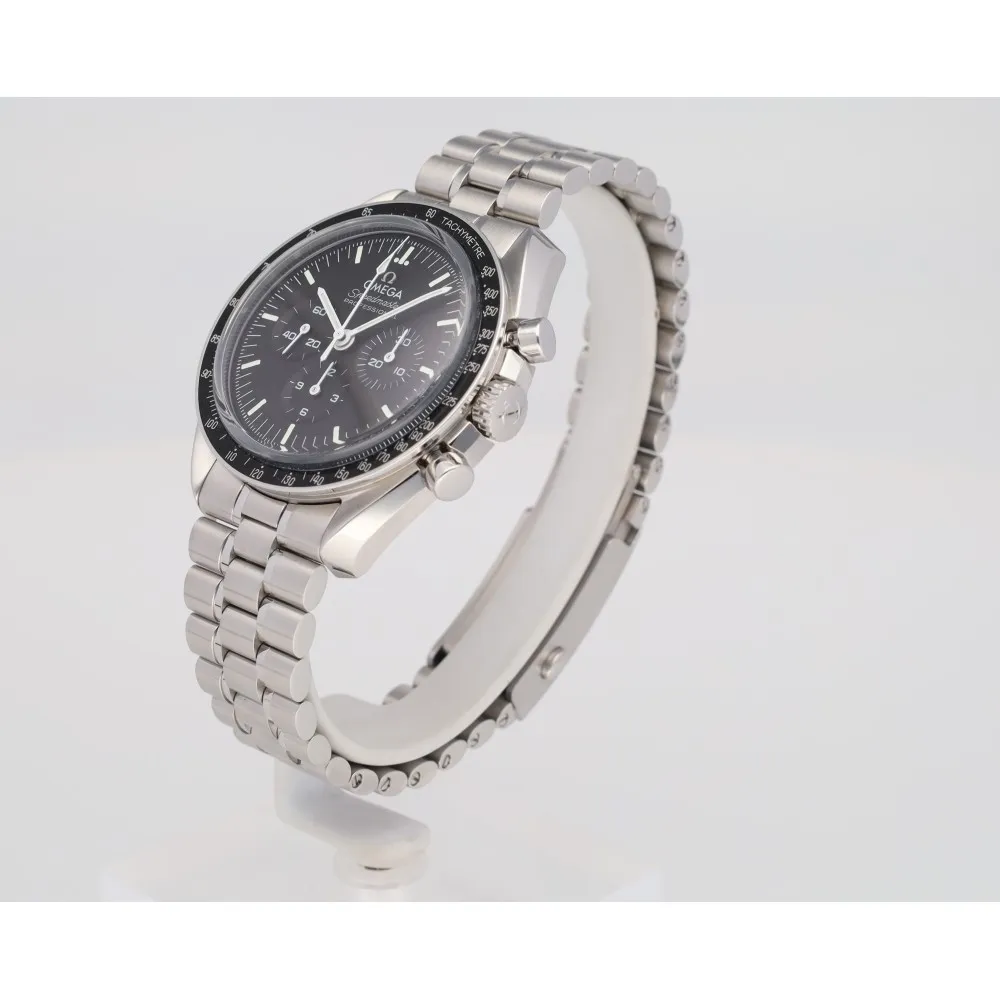 speedmaster-moonwatch_4-26774-979ee5f8