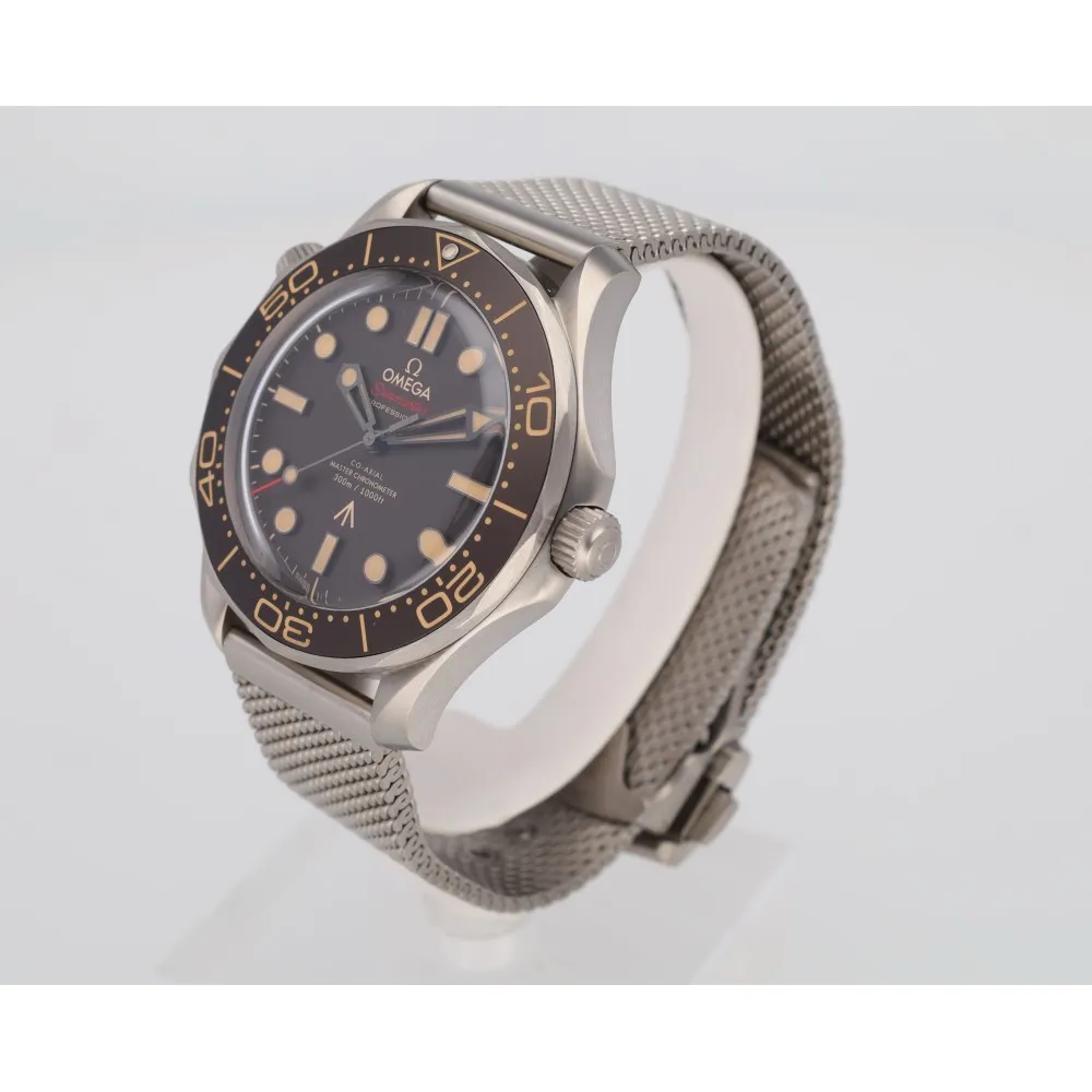seamaster-diver-300m-007-no-time-to-die-titane_4-28613-14262a51