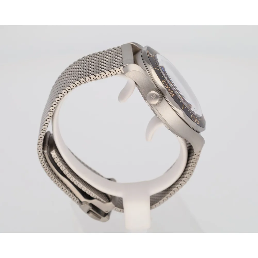 seamaster-diver-300m-007-no-time-to-die-titane_4-28613-faf70650