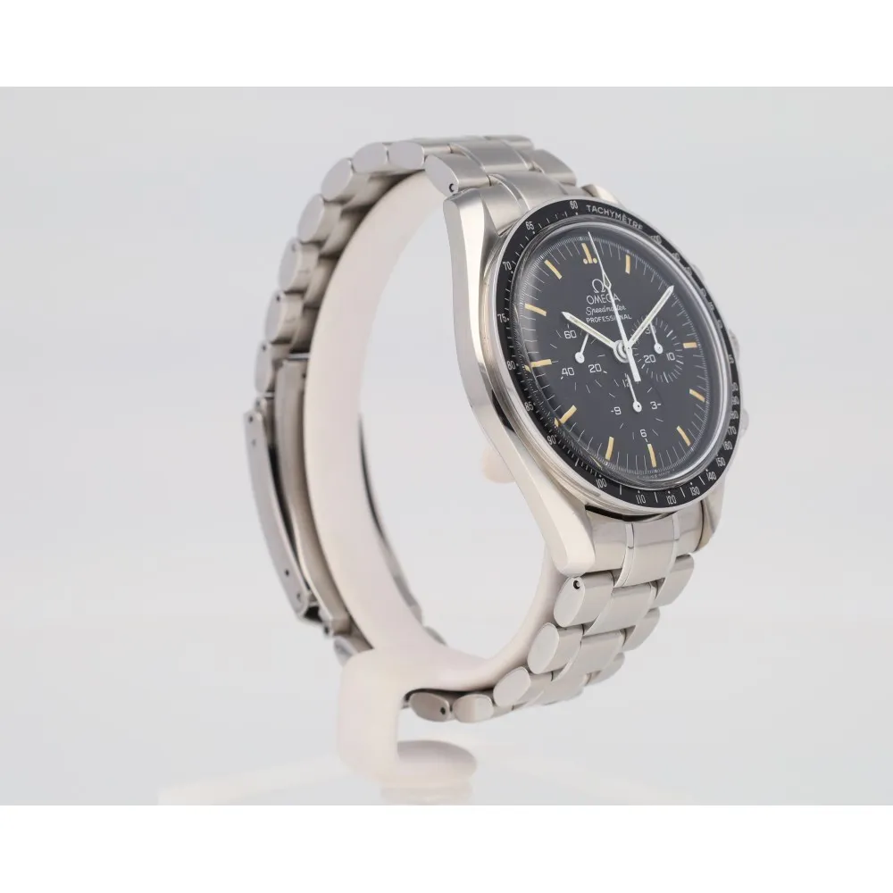 speedmaster-moonwatch-professionnel_4-28829-3329a78e
