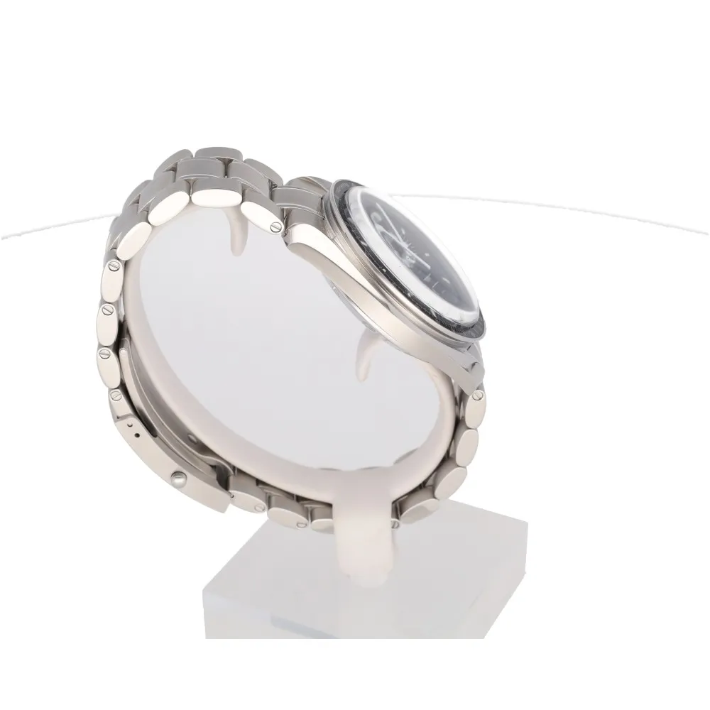 speedmaster-moonwatch_4-26693-c4855b3f