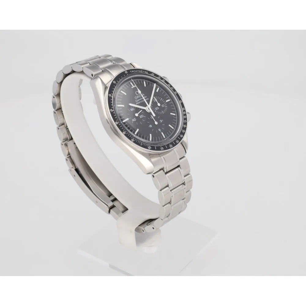 speedmaster-moonwatch_4-26698-03e4e0f7