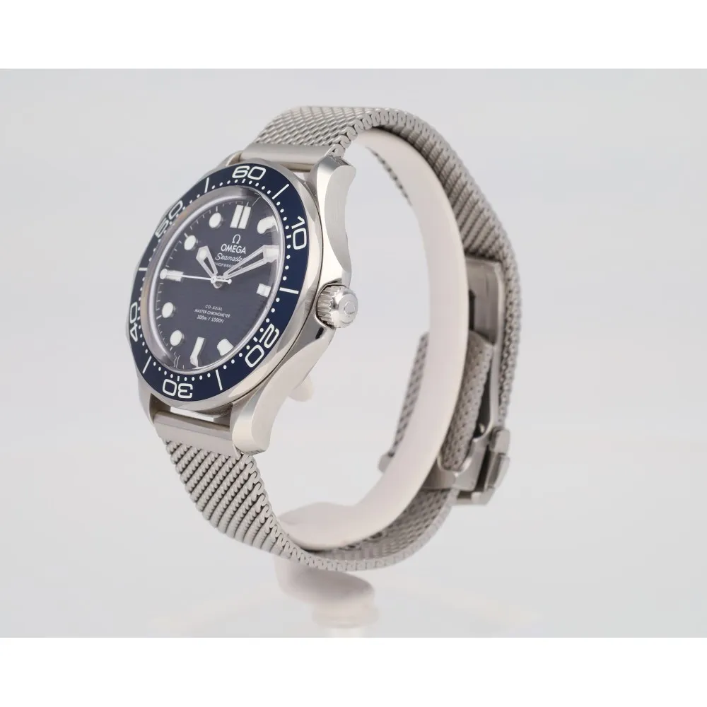 seamaster-diver-300-007-60eme-anniversaire_4-28757-39641c07