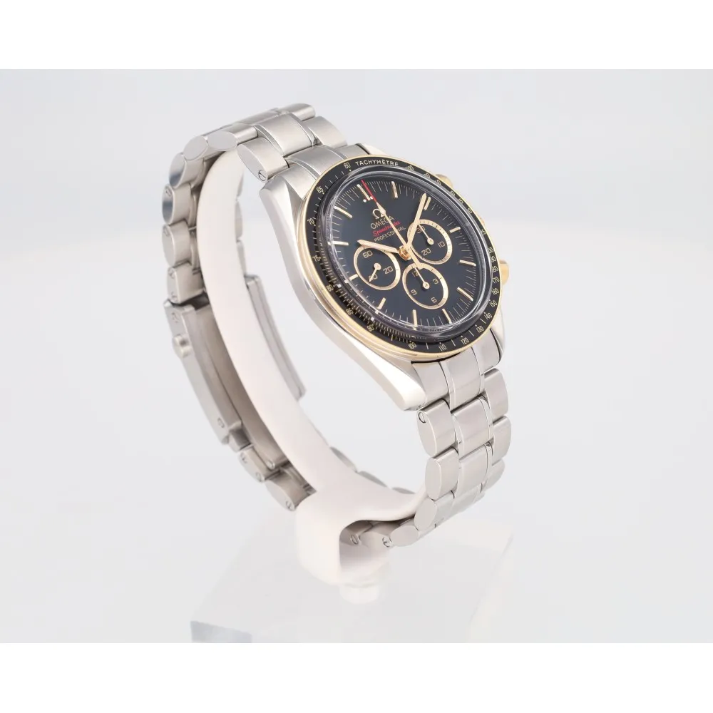 speedmaster-professionnal-moonwatch-jeux-olympiques-de-tokyo_4-28385-695a93cb