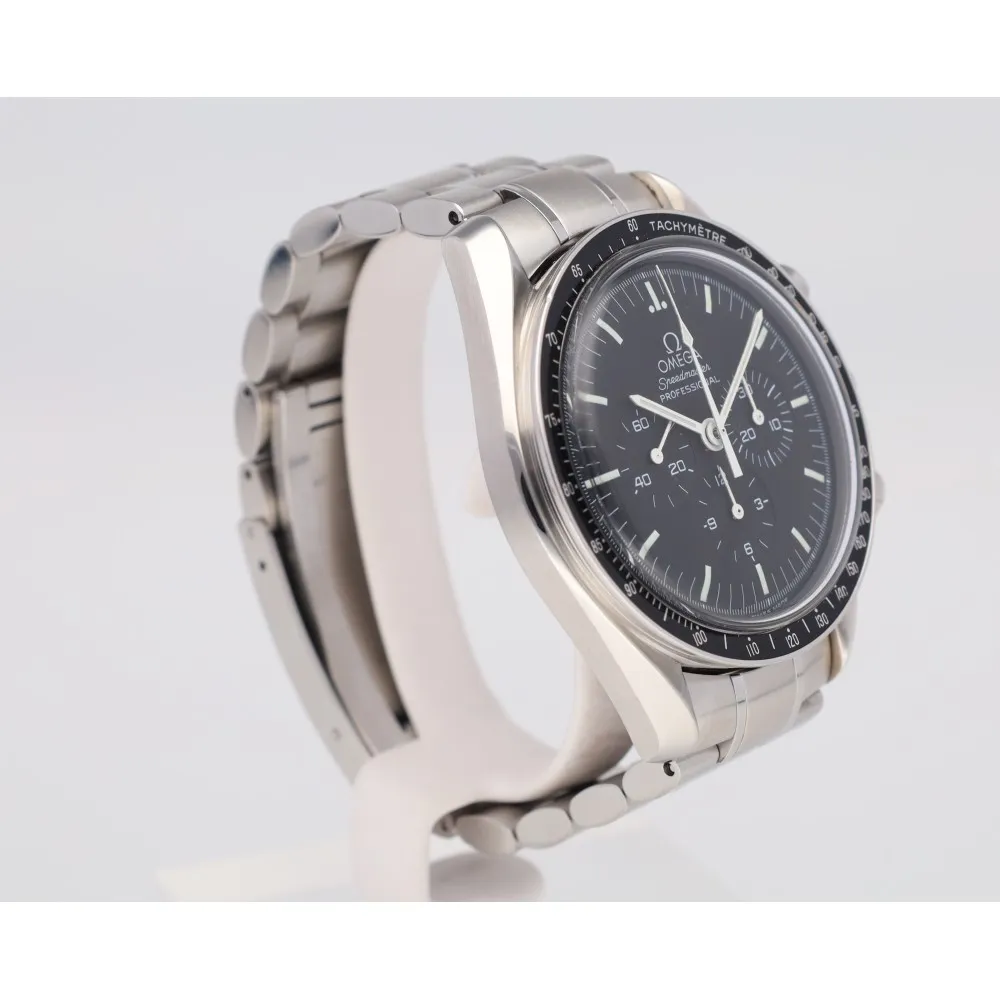 speedmaster-professional-moonwatch-30eme-anniversaire-apollo-xi_4-29049-5405bde7