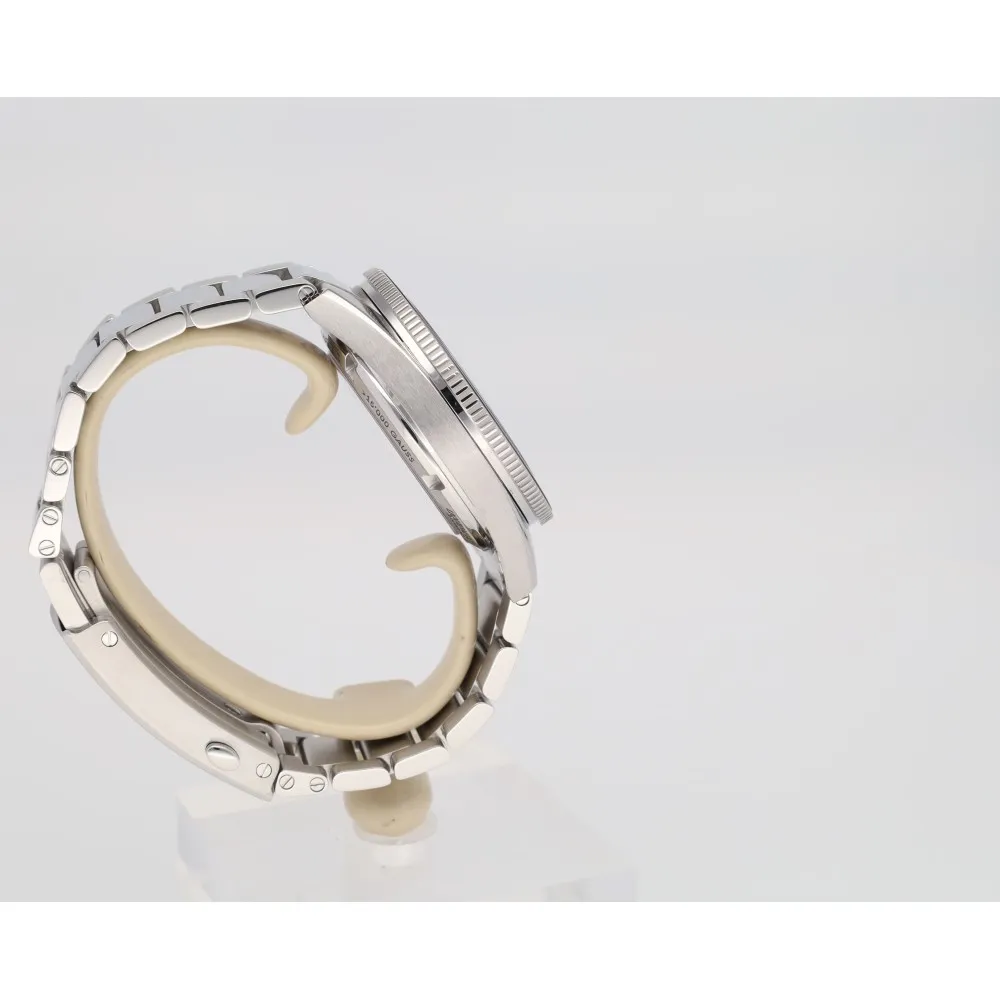 seamaster-300_4-26839-5ba7b9e3