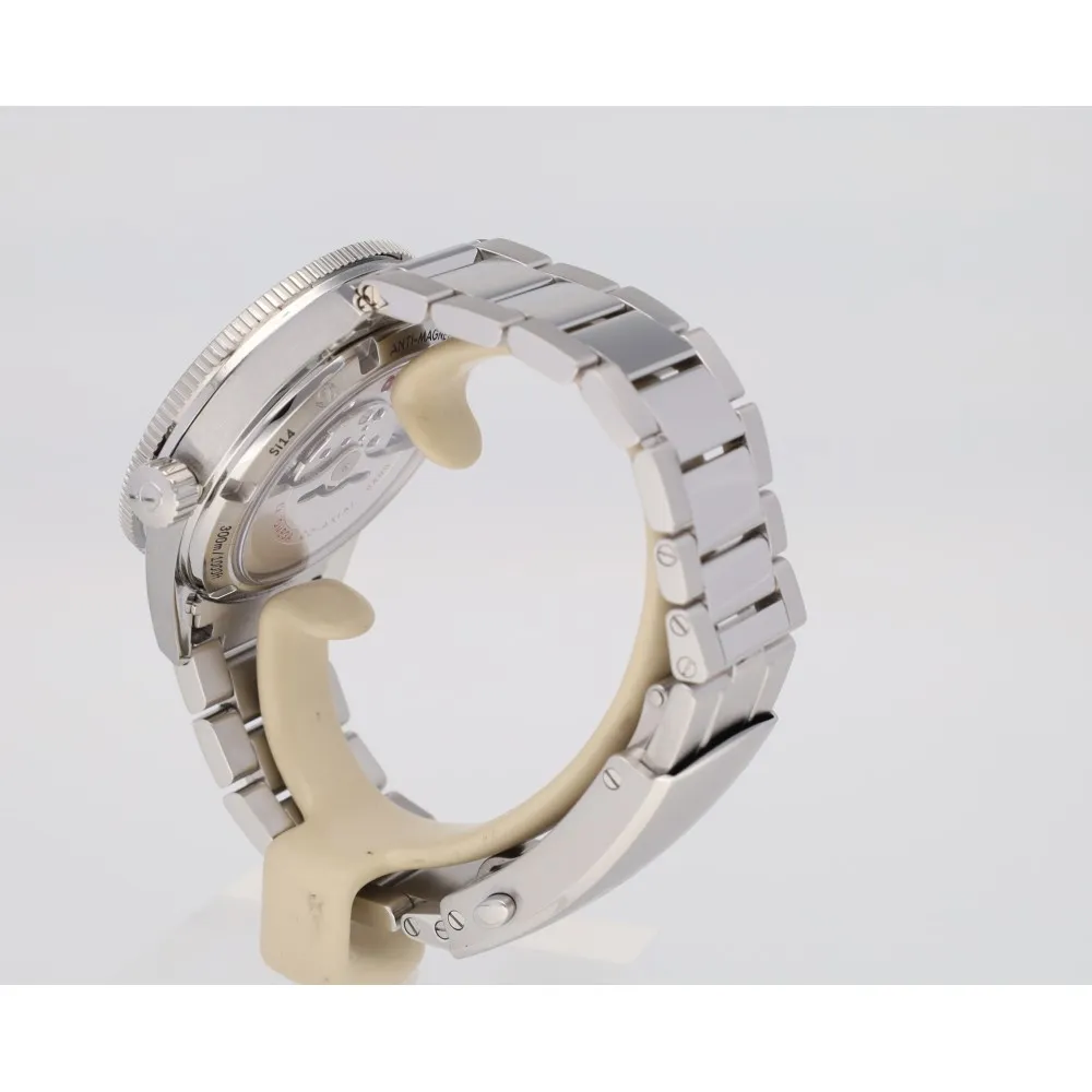 seamaster-300_4-26839-9bc41c30