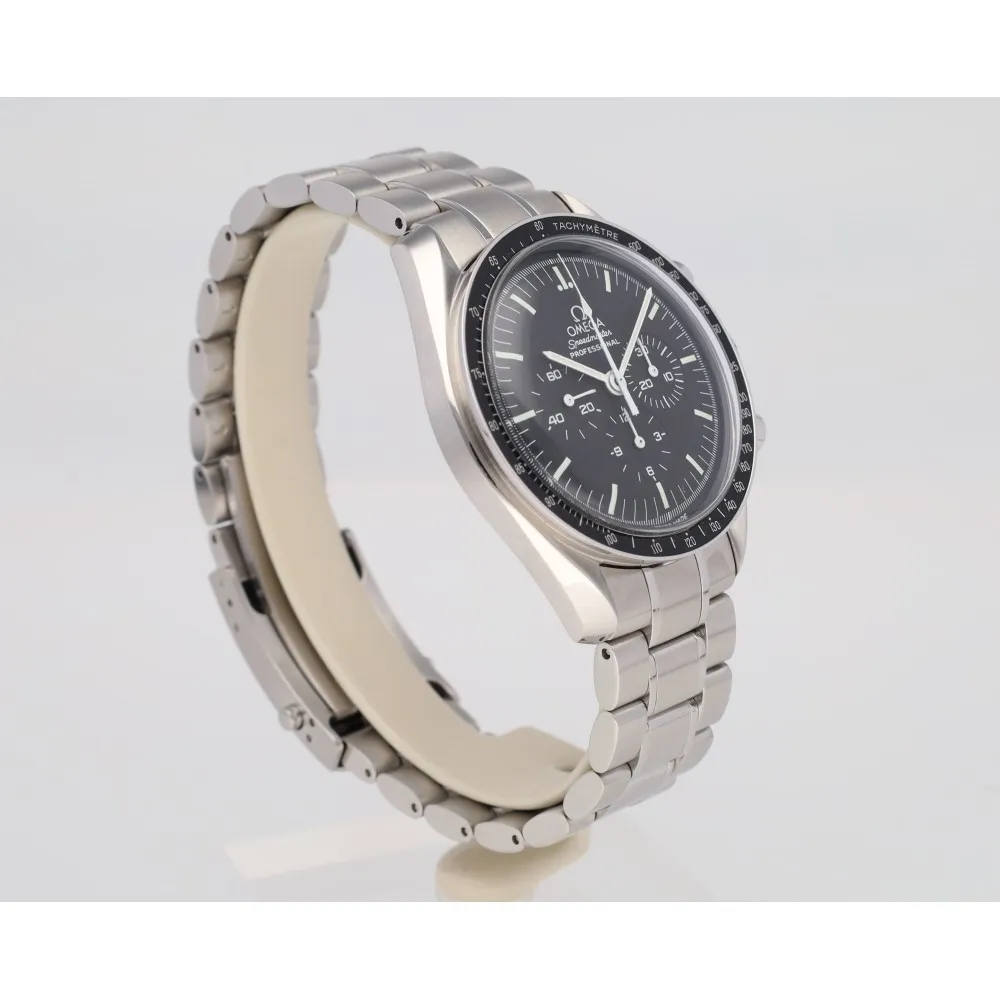 speedmaster-moonwatch_4-27788-29ca9f40