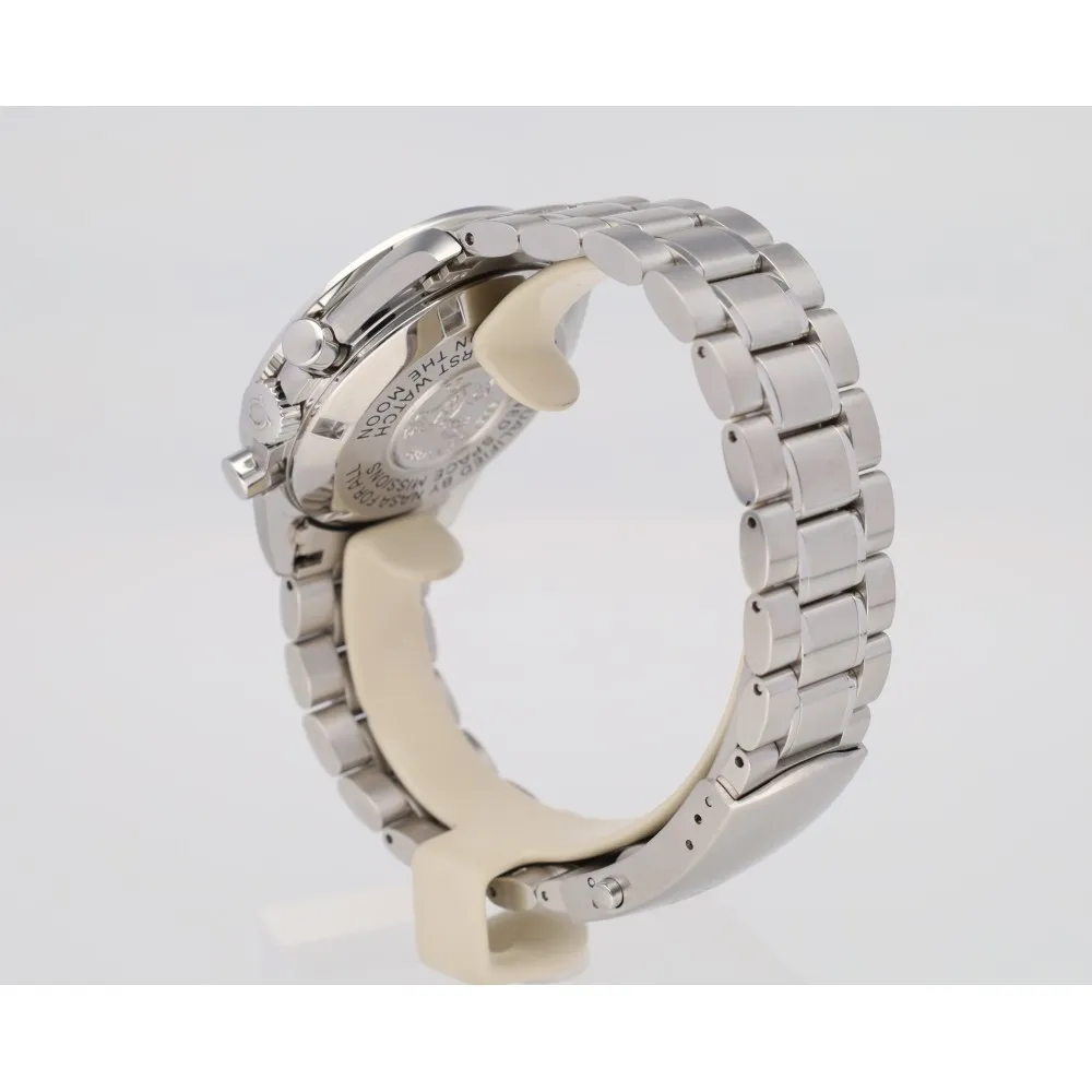 speedmaster-moonwatch_4-27788-8ff8ed81