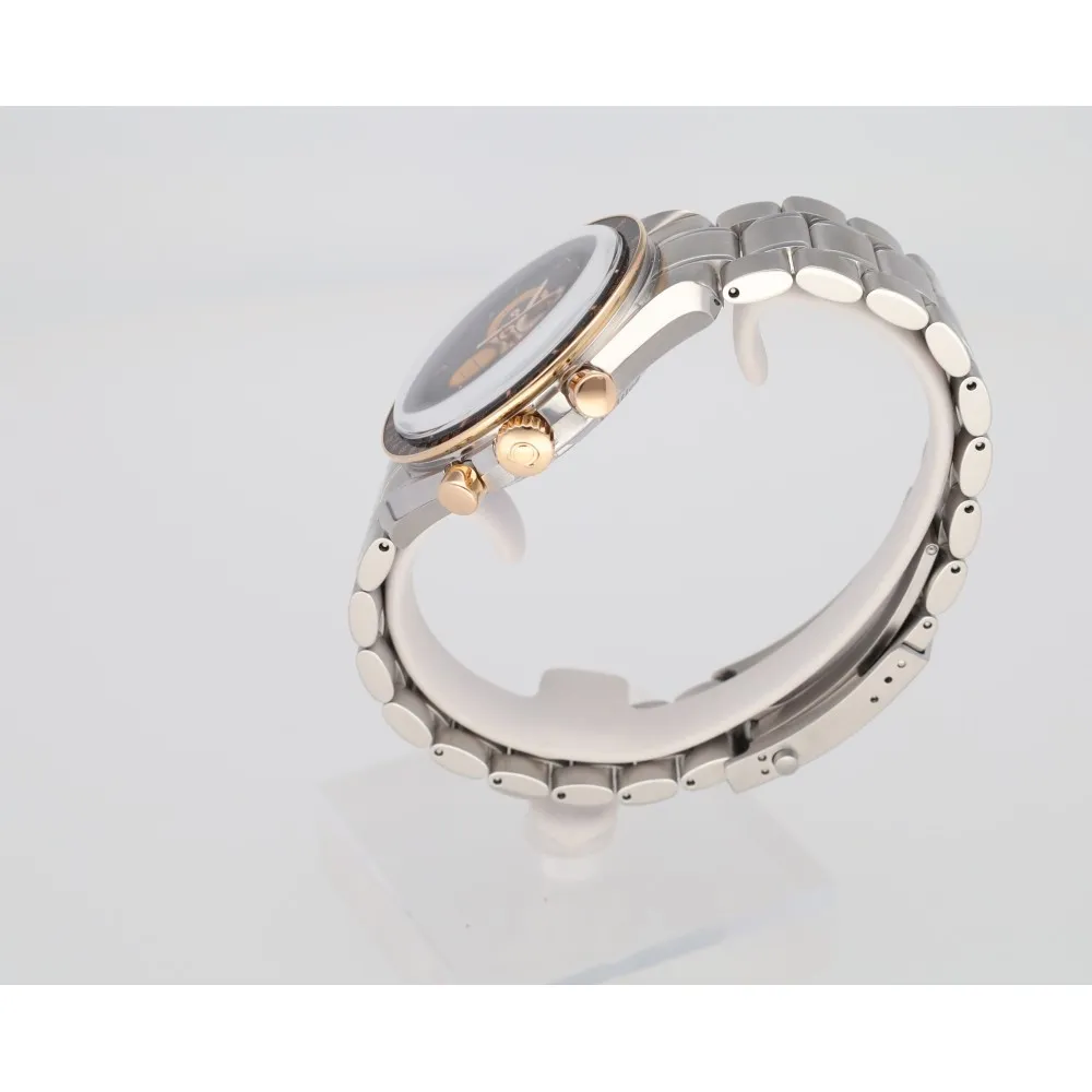 speedmaster-moonwatch-professional_4-28001-8c90a858