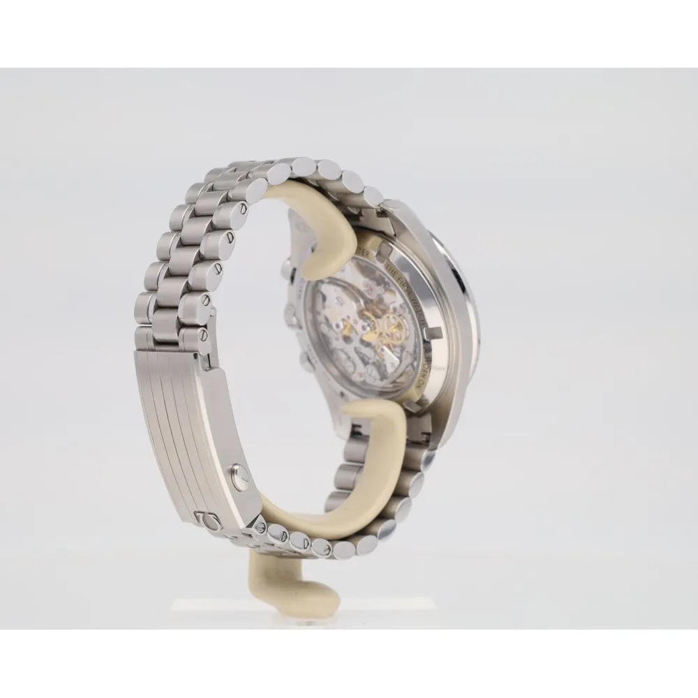 speedmaster-moonwatch_4-25628-f0c65725