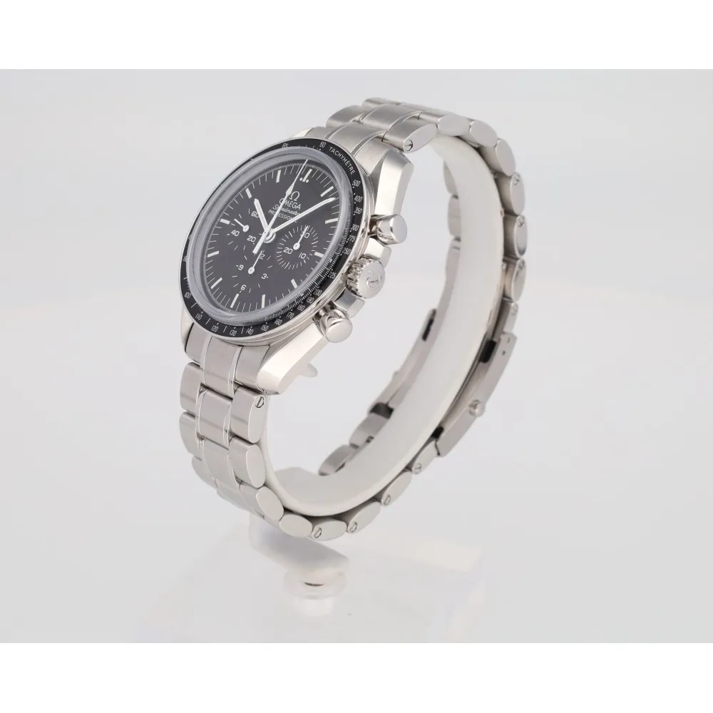 speedmaster-moonwatch_4-26952-293cf25b