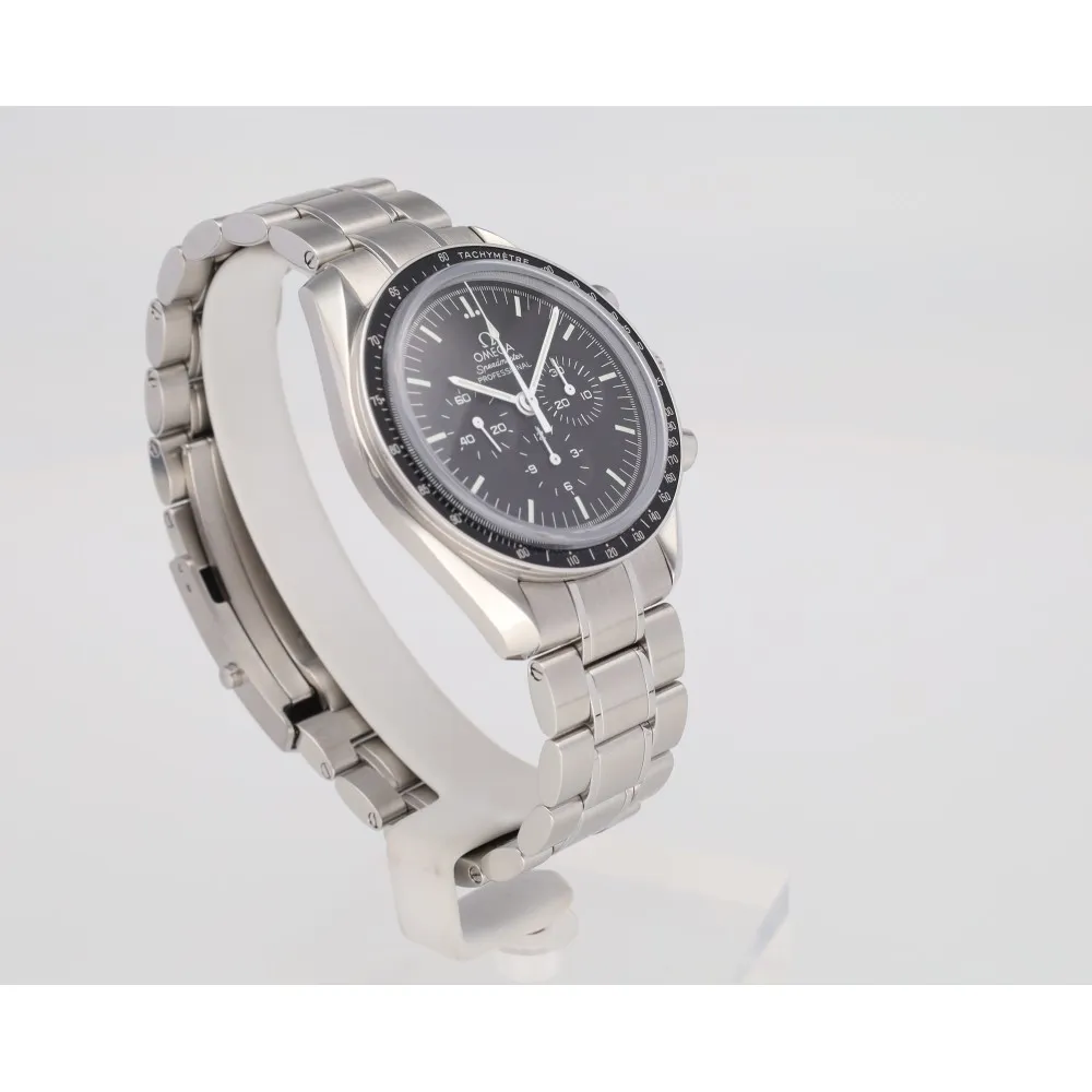 speedmaster-moonwatch_4-26952-e0e03168
