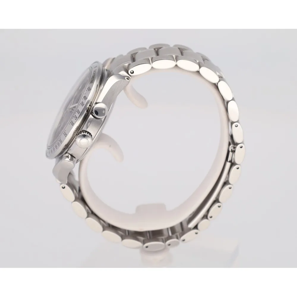 speedmaster-date-39_4-29016-b7347a4f
