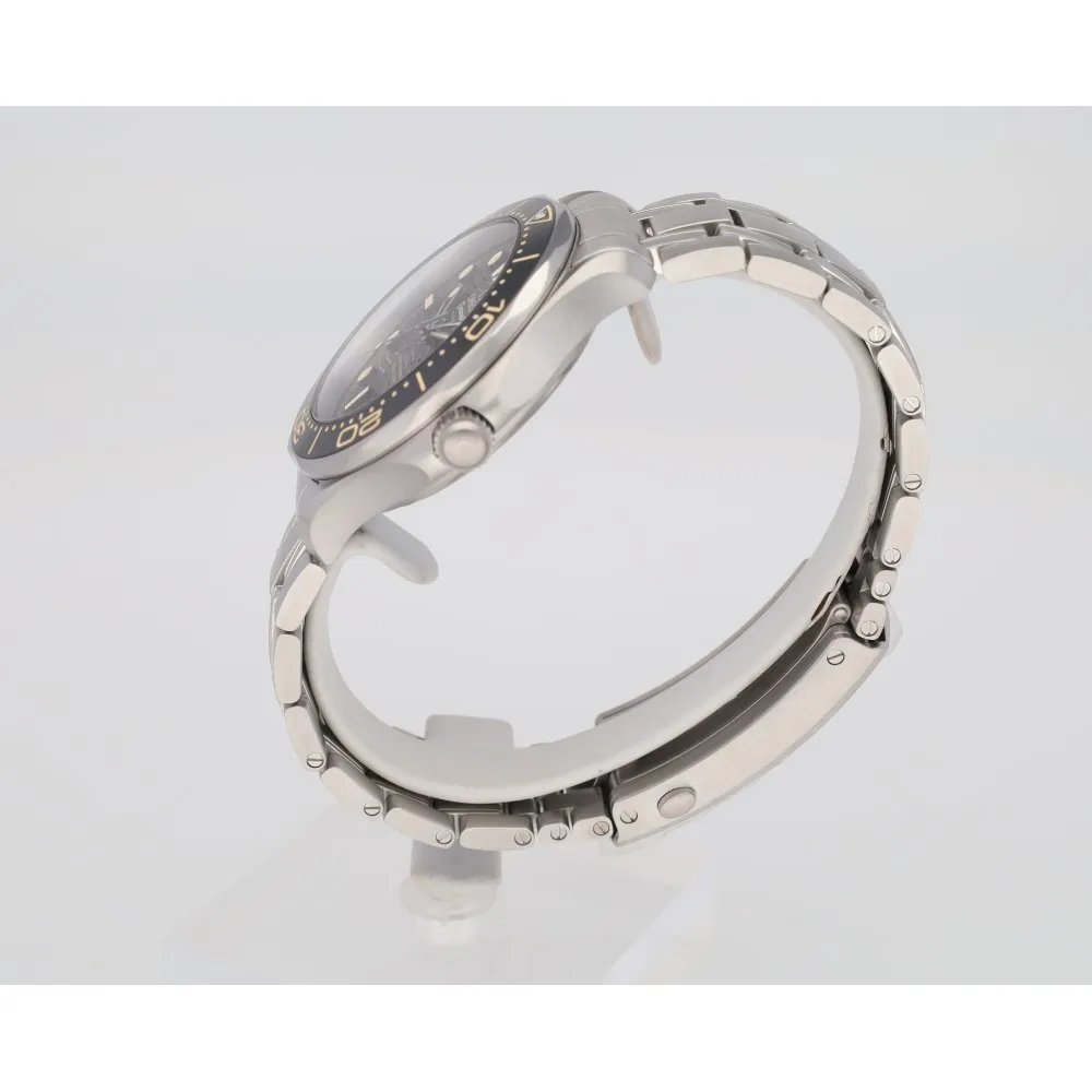 seamaster-300-diver-bri-raid-gign-jo-2024_4-26820-2f347eeb