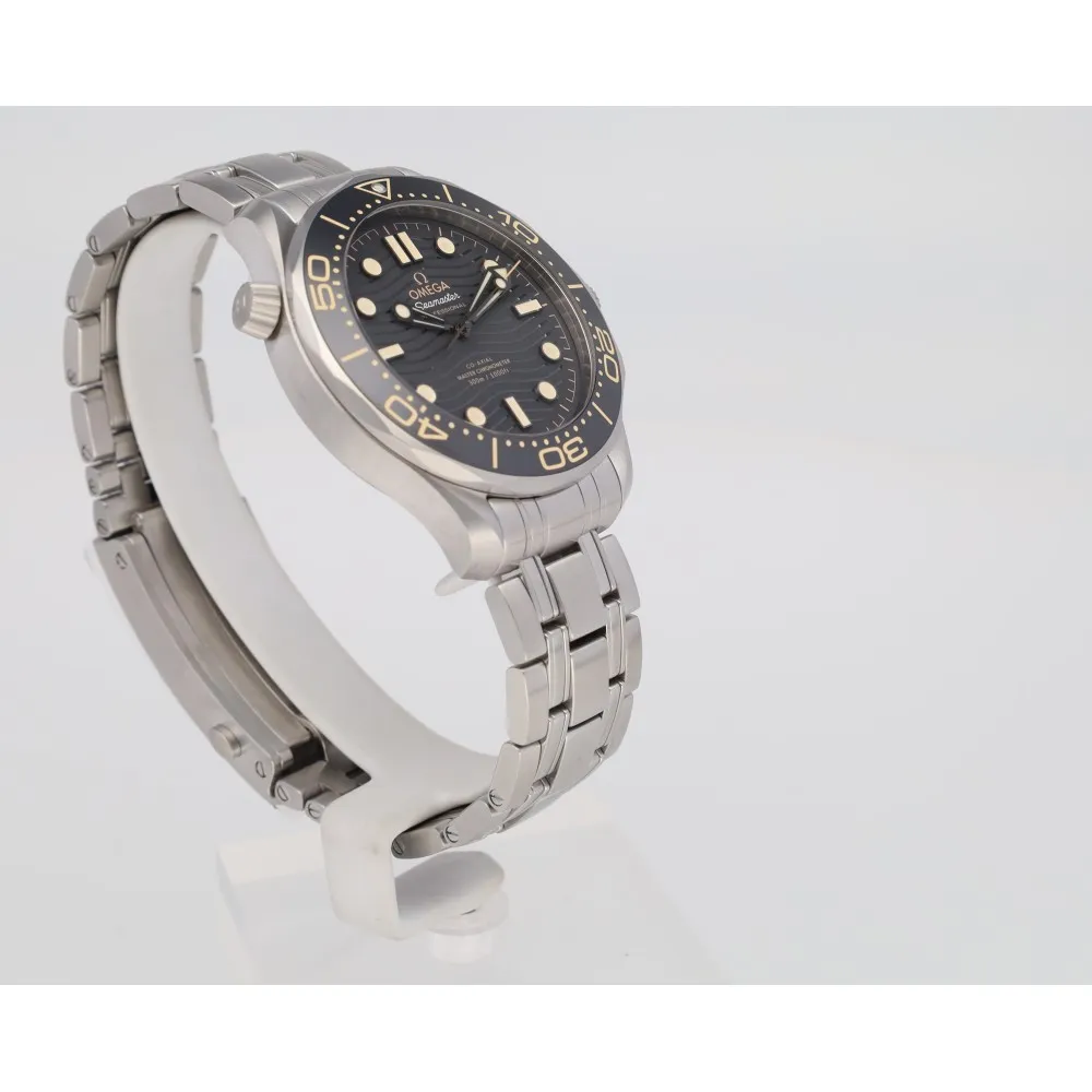 seamaster-300-diver-bri-raid-gign-jo-2024_4-26820-d43d3907