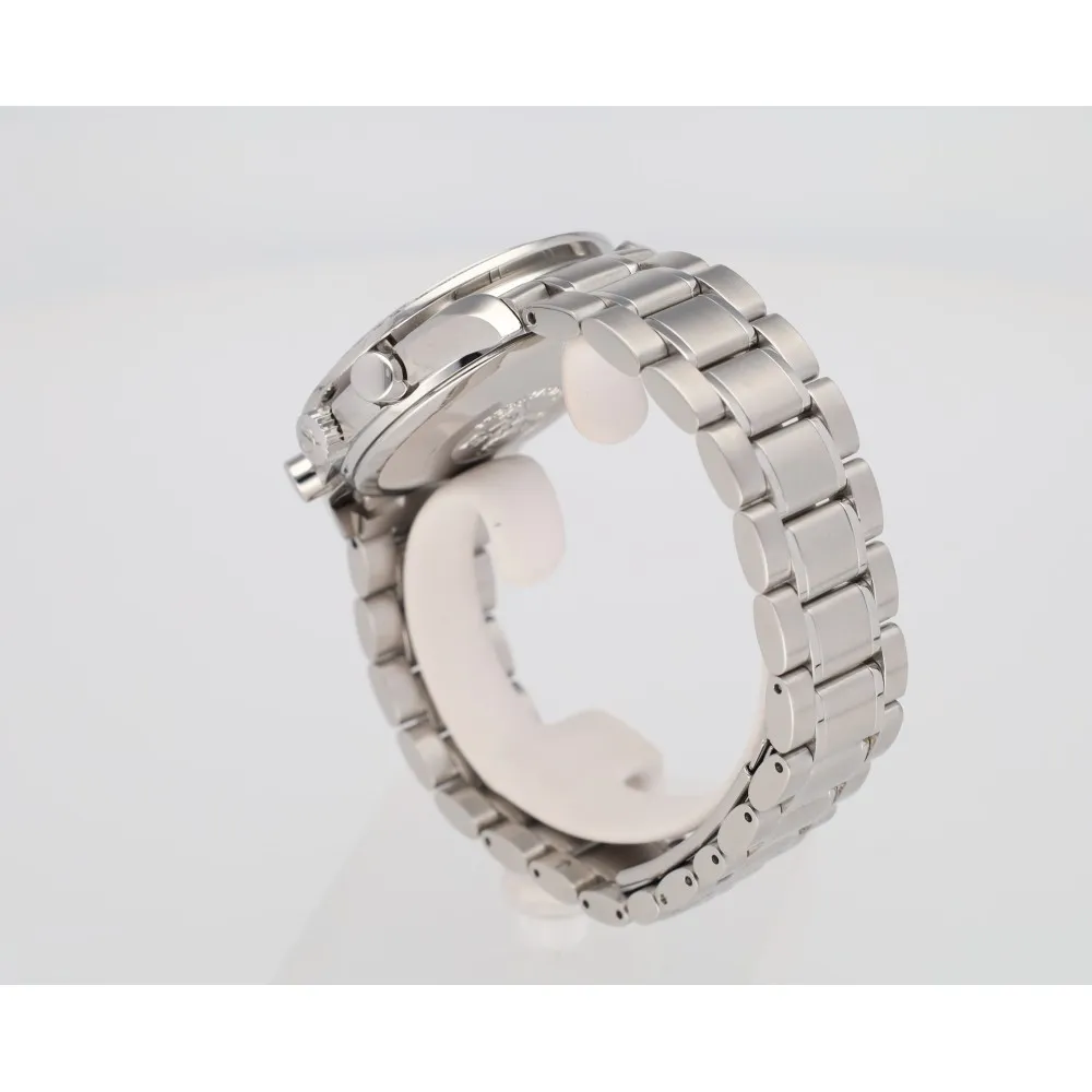 speedmaster-date-39_4-29508-96bbef82
