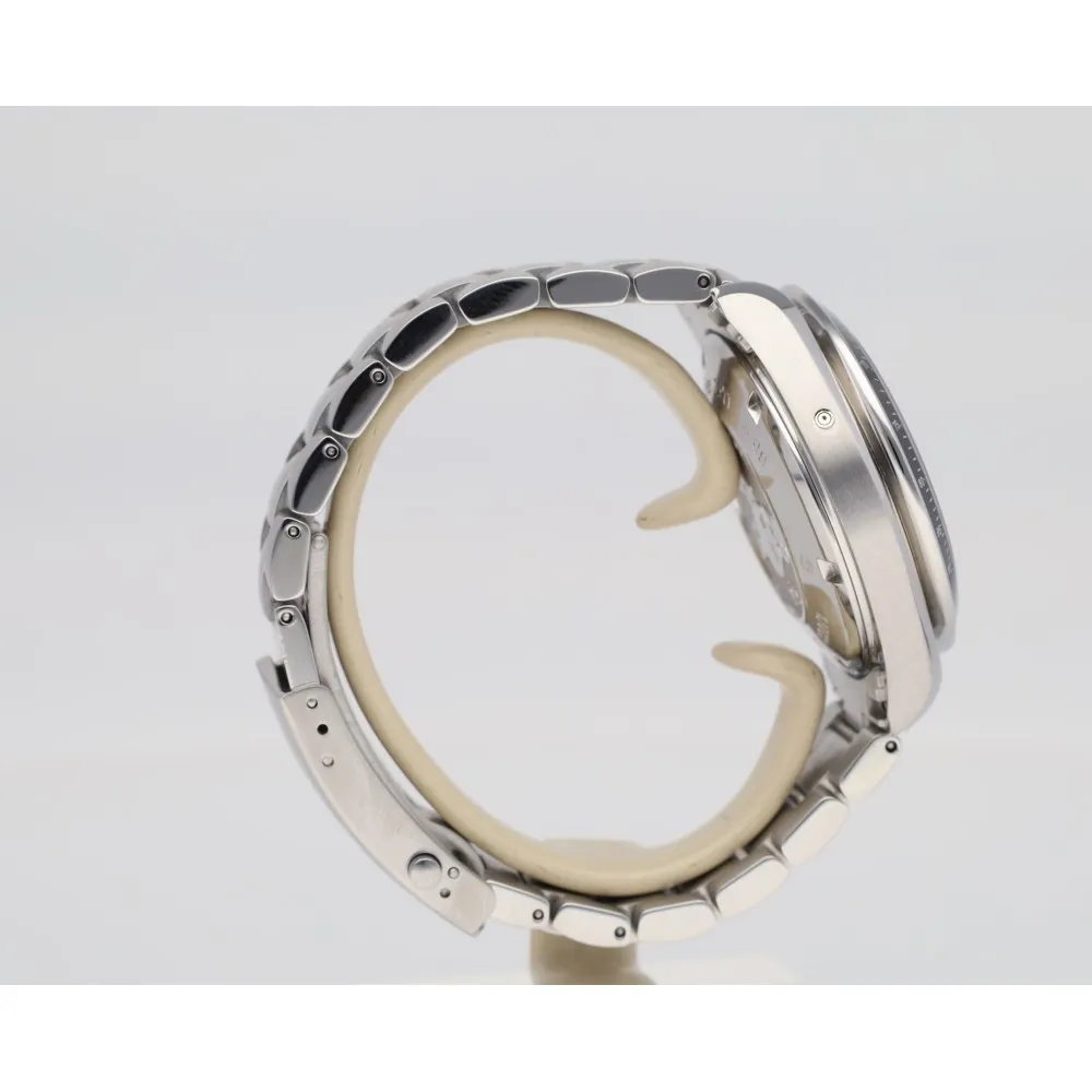 speedmaster-date-1657-japon-edition-2009-pieces_4-27611-a49c3230