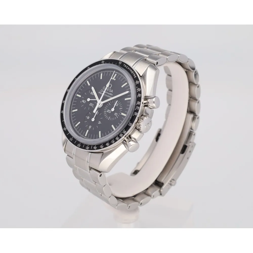 speedmaster-professional-moonwatch_4-29050-cf67f54b