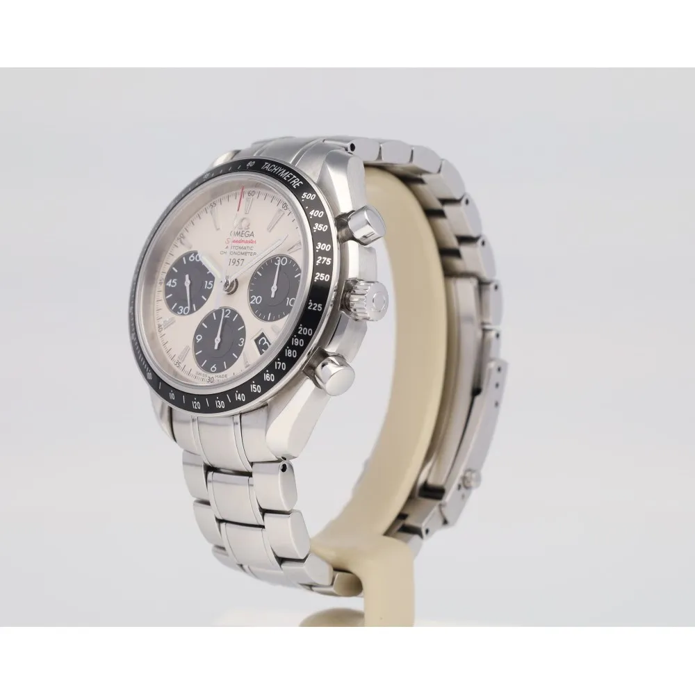 speedmaster-date-chronographe-1957-limited-edition_4-25102-d74ec9b2