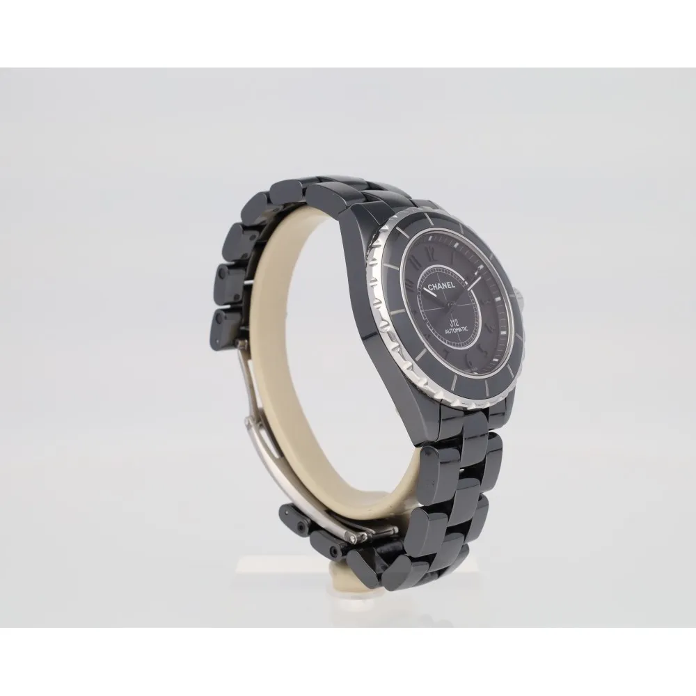 j12-38-black-intense_4-27434-5ca734cf