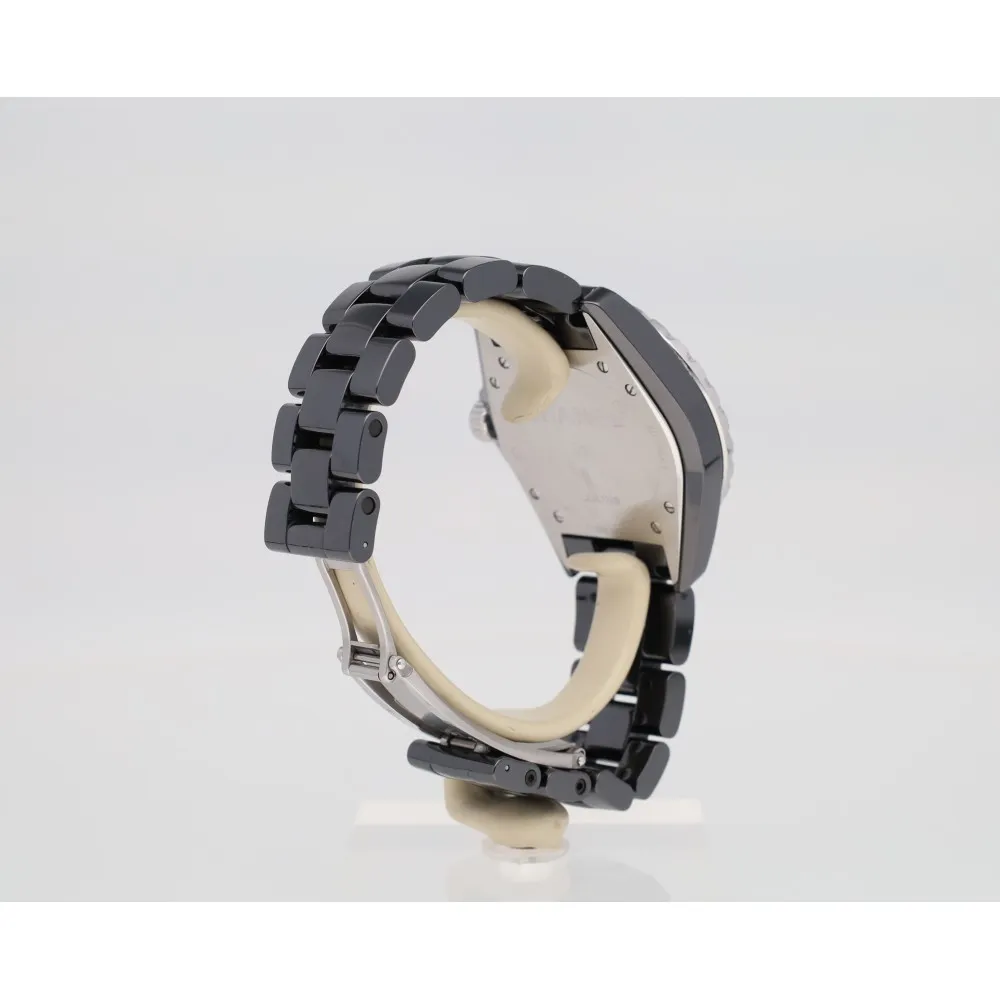 j12-38-black-intense_4-27434-698febb5