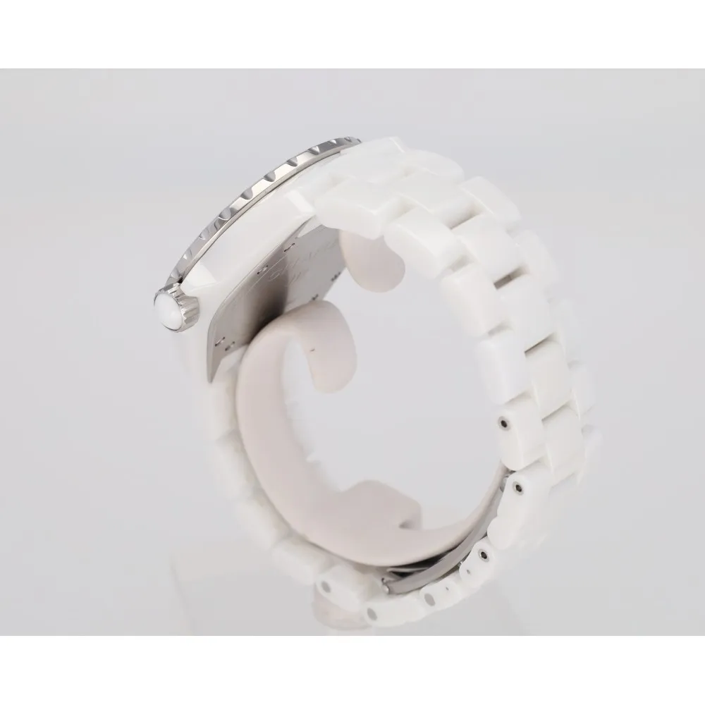 j12-38_4-29501-3879e2ef