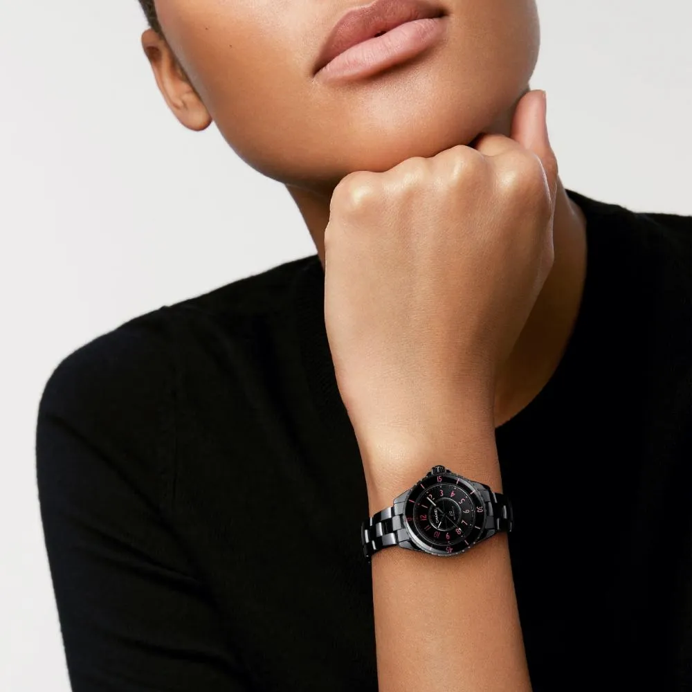montre-j12-lunette-de-diamants-calibre-12-2-33-mm_h10473-0-0-96166fa0