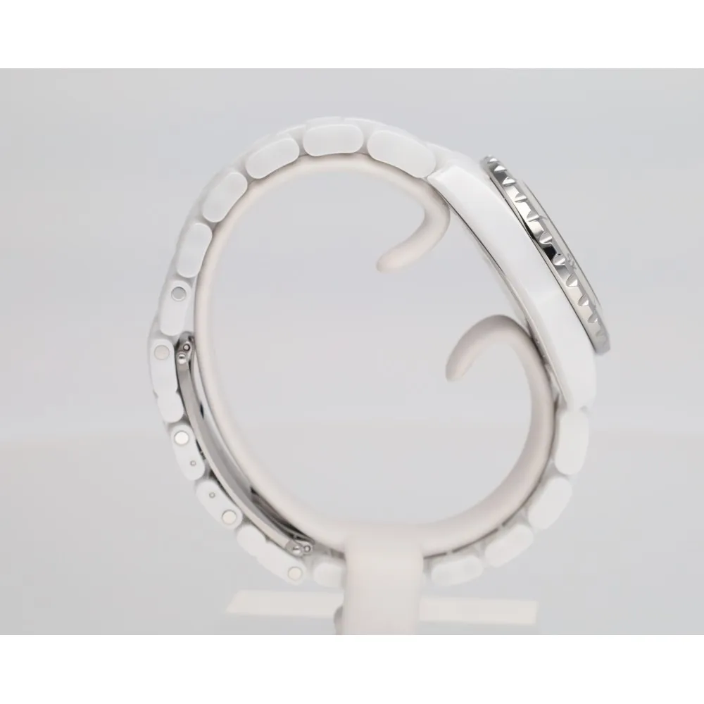 j12-33_4-27779-25abdf99