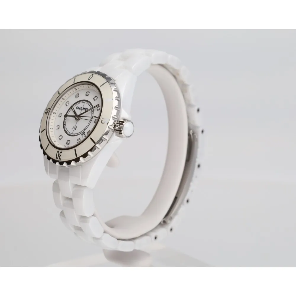 j12-33_4-27779-b16ed6e9