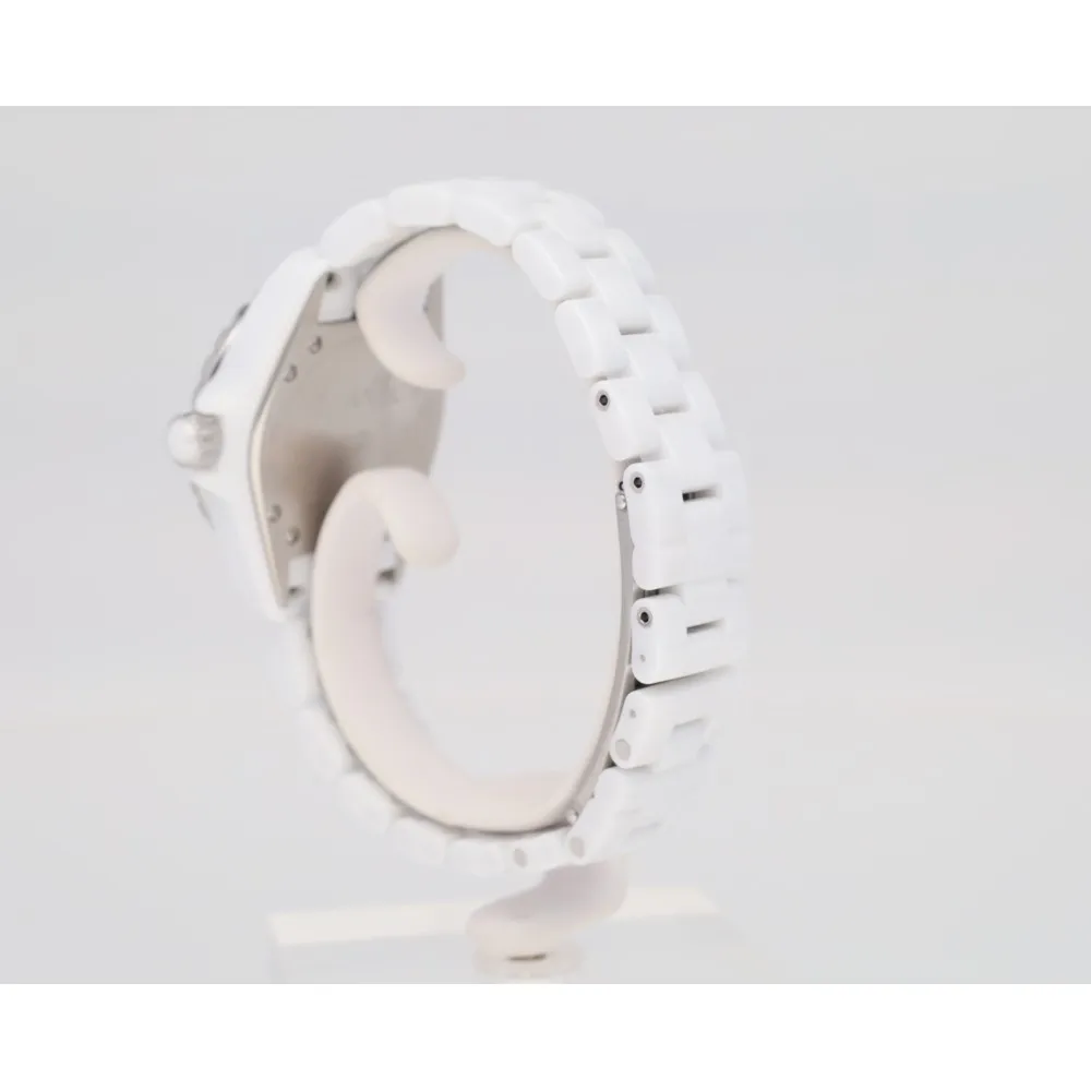 j12-33_4-27985-2a7a20d3