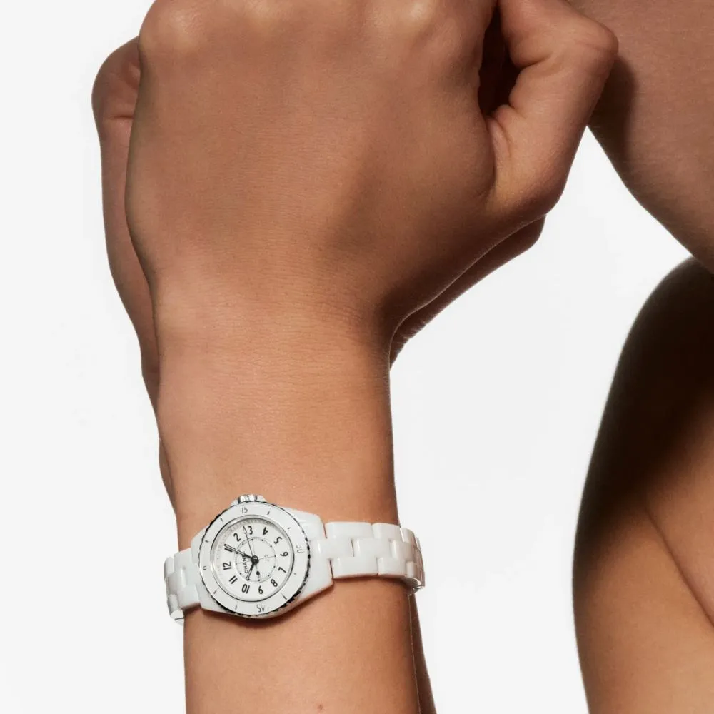 montre-j12-bleu-calibre-12-1_h9632-0-835a4f0f