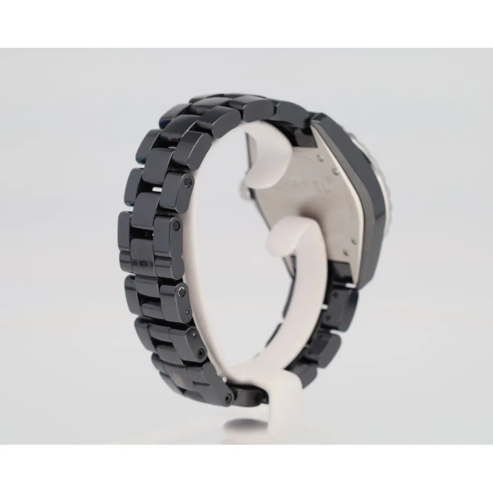 j12-38_4-26945-07e9580b