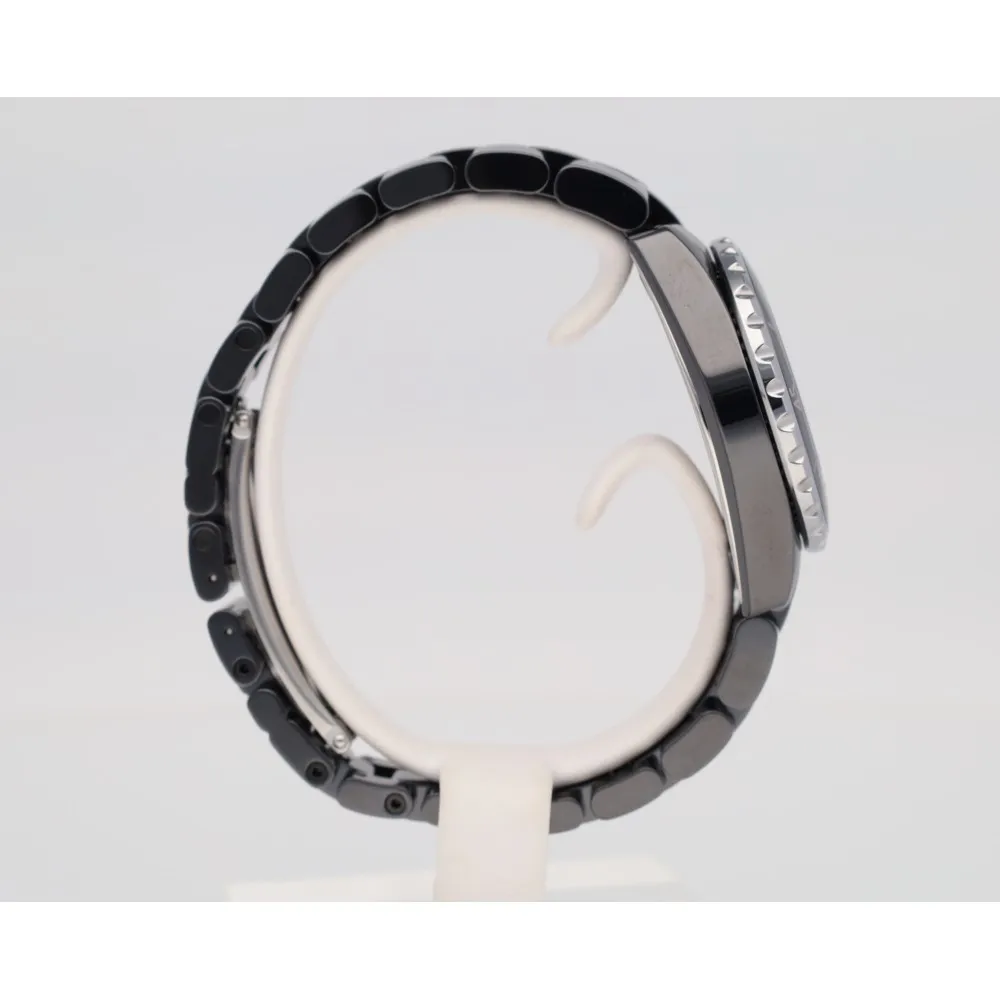 j12-33_4-28365-85b8ca33