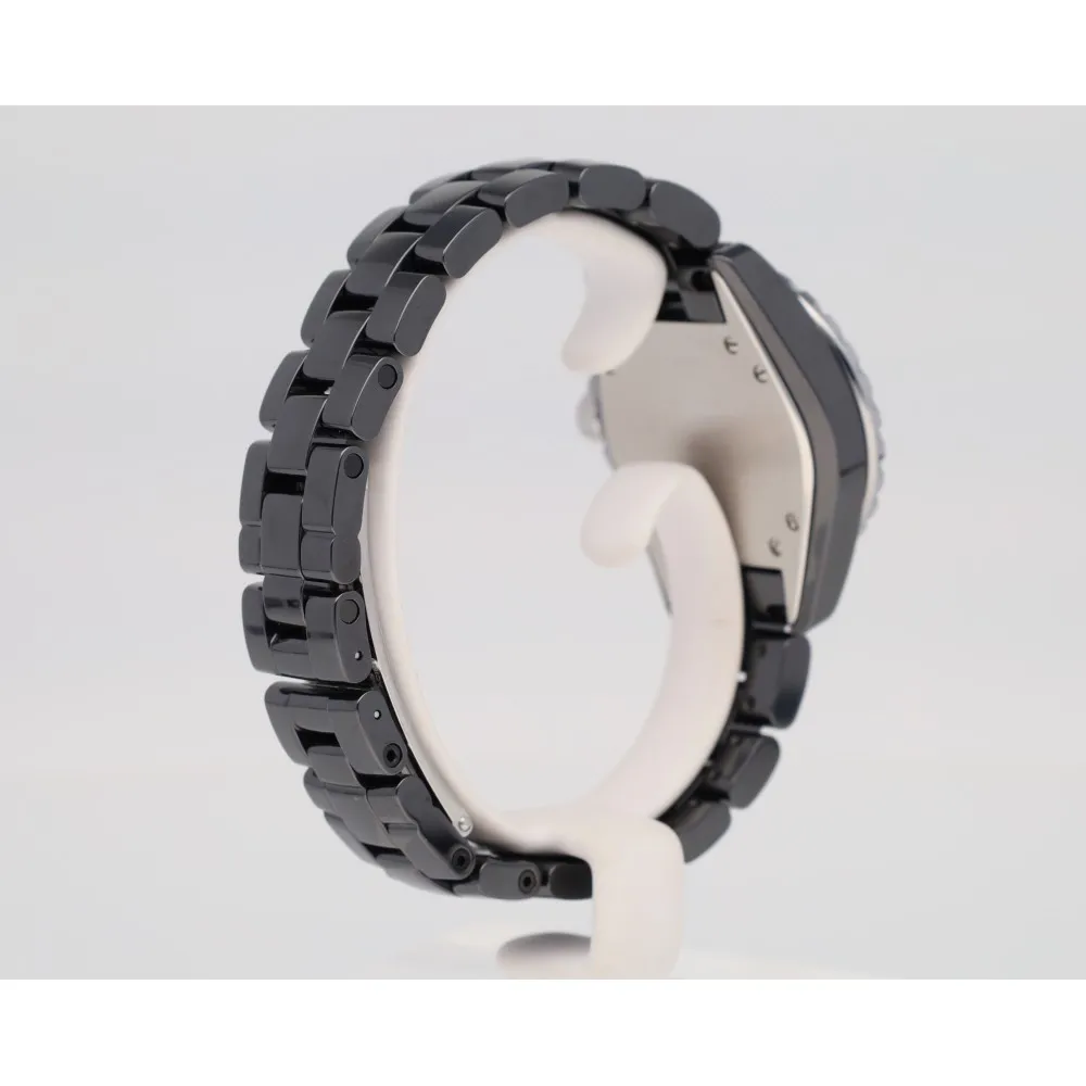 j12-33_4-28365-b827f6a2