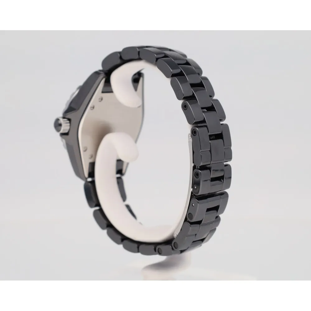 j12-33_4-28365-ba4288a8