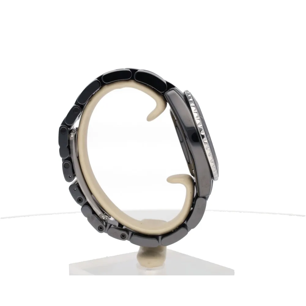 j12-38_4-26947-ea22cc10