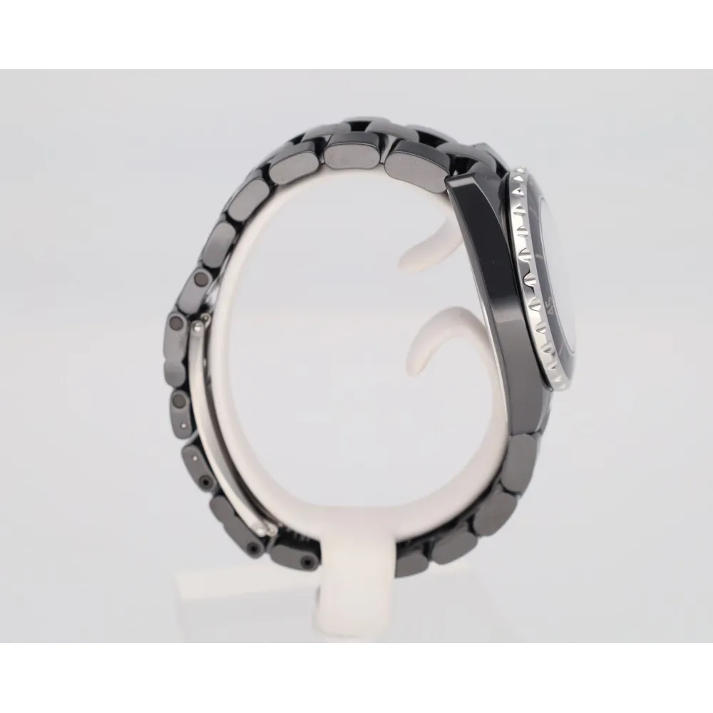 j12-33_4-27987-2f8d0a33