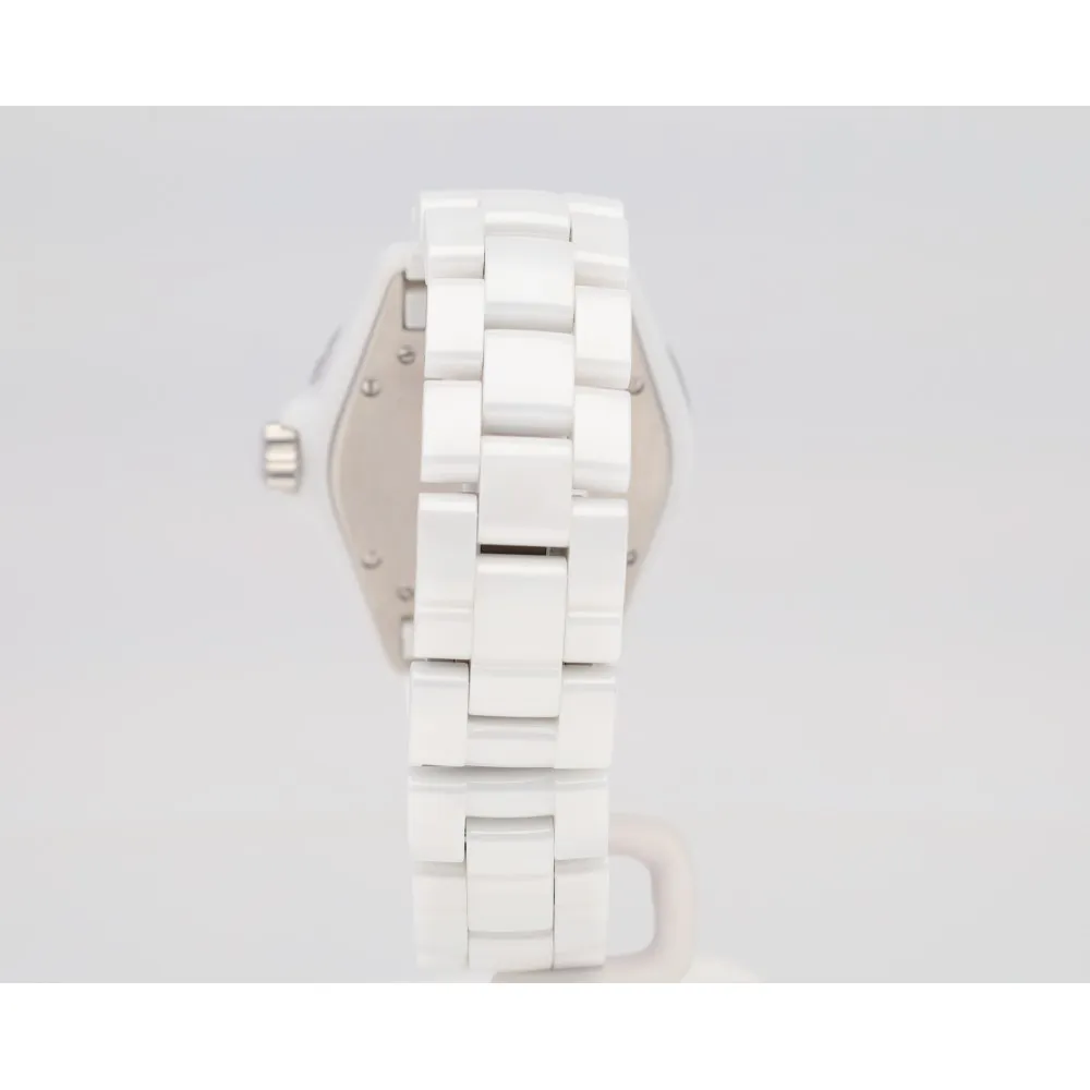 j12-38_4-28367-3bf8c259