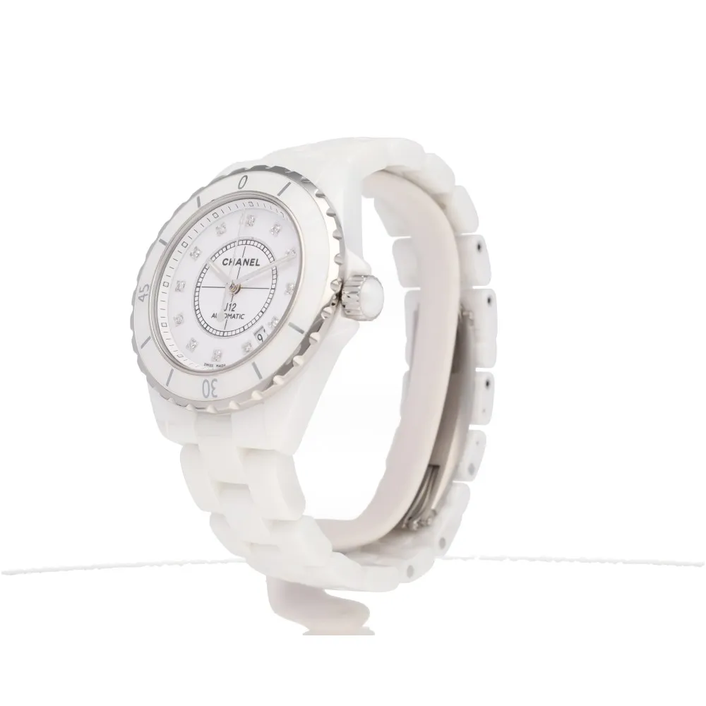 j12-38_4-26681-570f9a95