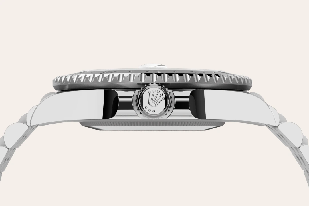 m126710grnr-0003-material.webp