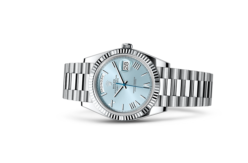 Rolex Day-Date M228236-0012 M228236-0012_05_laying-down-landscape.png
