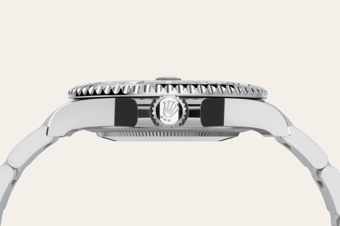 m268622-0002-material.webp