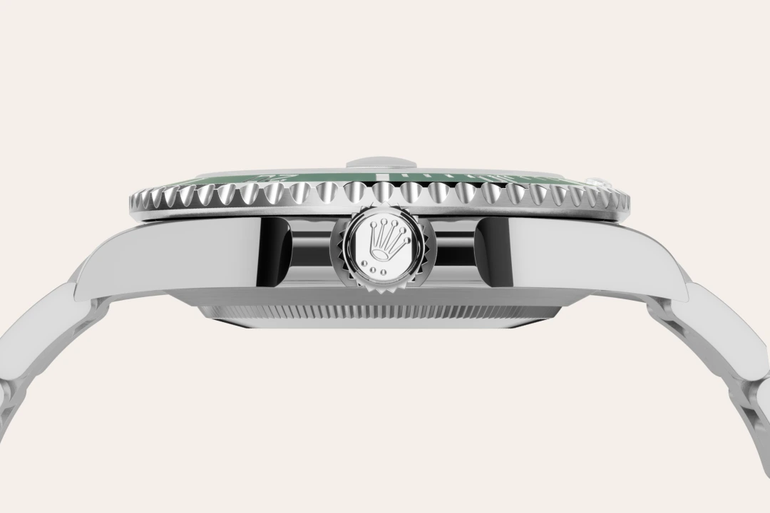 m126610lv-0002-material.webp