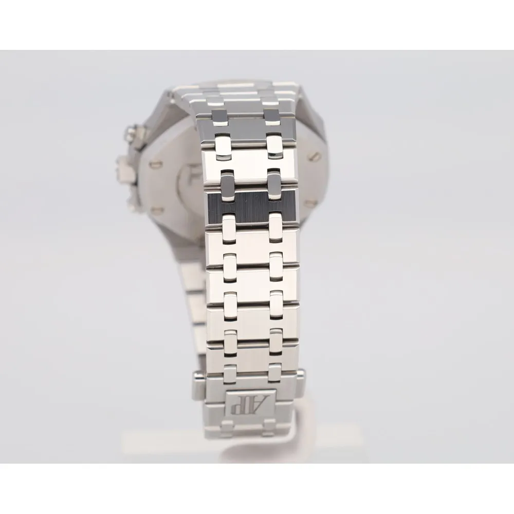 royal-oak-chrono-38_4-30038-02e425c6