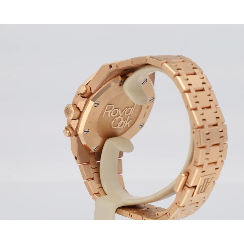 royal-oak_audemars-piguet-e61c3a3e