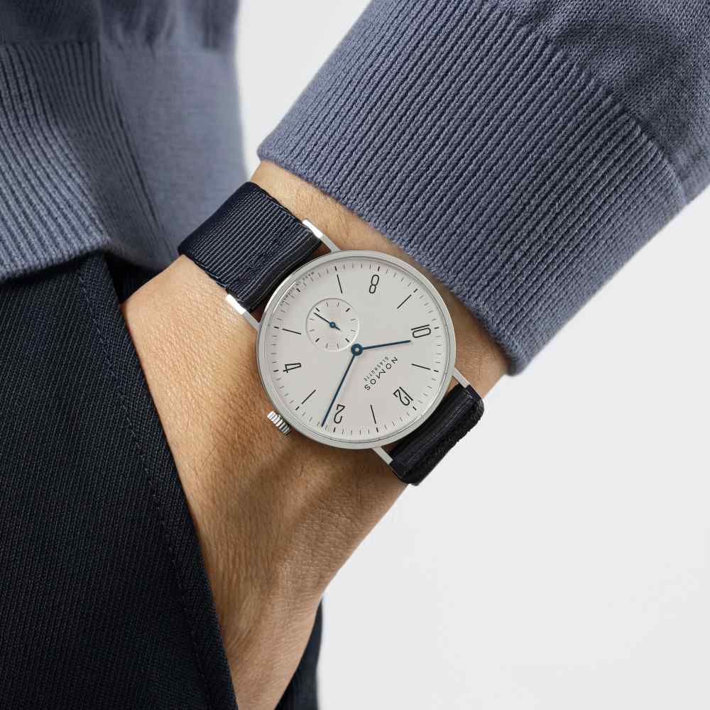 nomos-tangente-38_165-9338030b